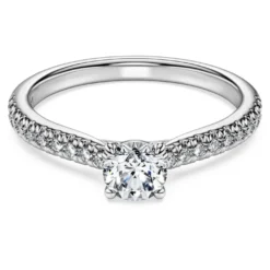 Anello solitario Eternity